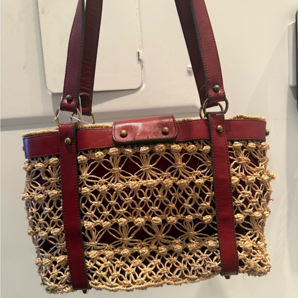 Vintage handmade Red and Tan Woven Handbag - Picture 2 of 3